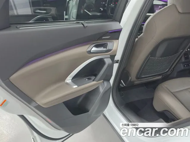 Audi Q5 40 TFSI quattro Sportback S Line — Фото автомобиля 12