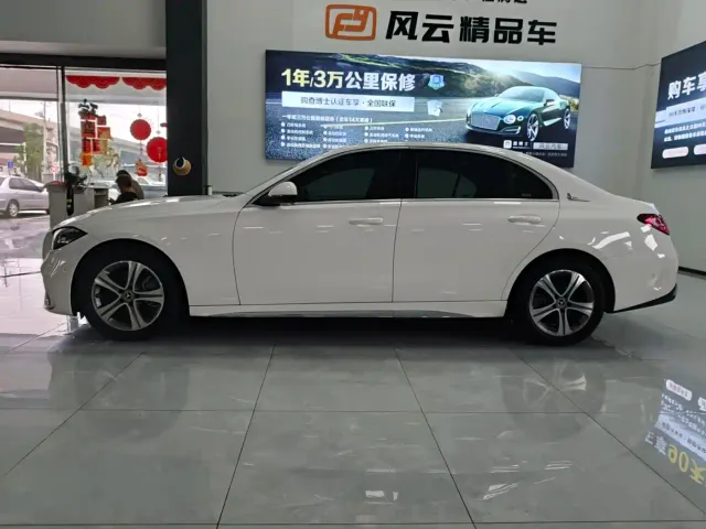 Mercedes-Benz C-Class — Фото автомобиля 4
