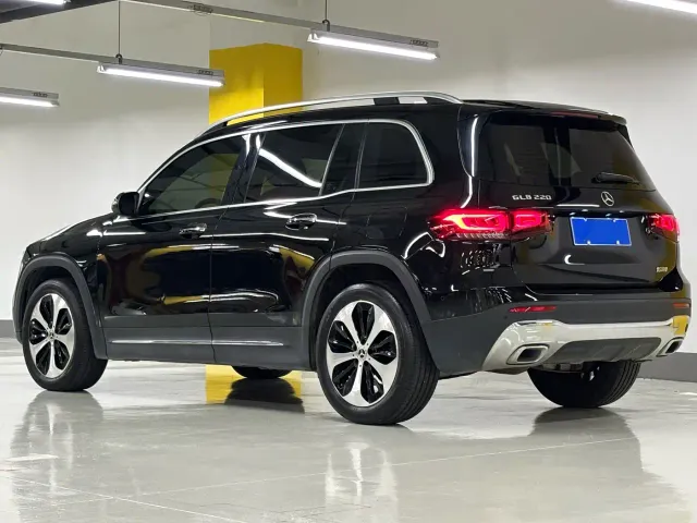 Mercedes-Benz GLB-Class — Фото автомобиля 2