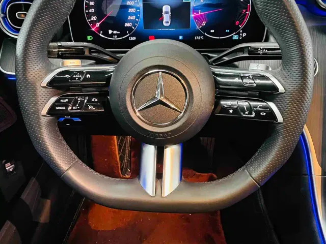 Mercedes-Benz C-Class — Фото автомобиля 13