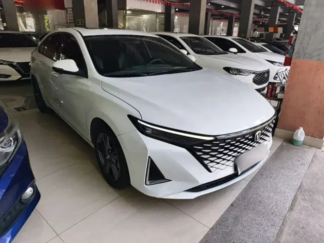Changan Raeton Plus — Фото автомобиля 3