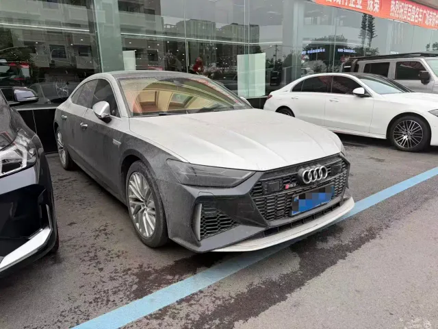 Audi A7L — Фото автомобиля 3