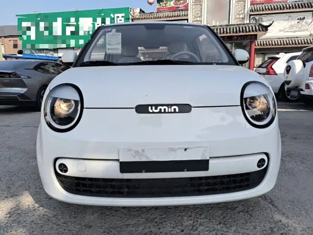 Changan Lumin — Фото автомобиля 2