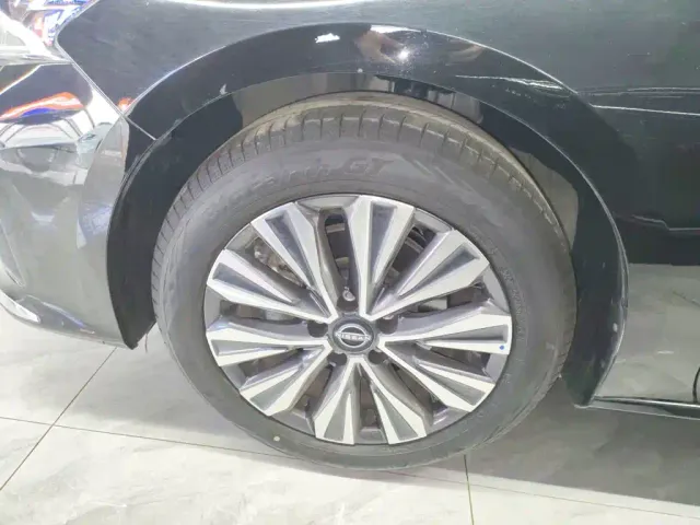 Nissan Teana — Фото автомобиля 24