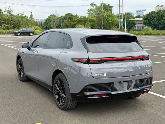 Leapmotor Lafa 5 — Фото автомобиля 21