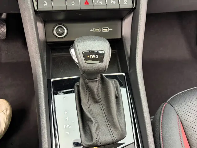 Skoda Karoq — Фото автомобиля 13