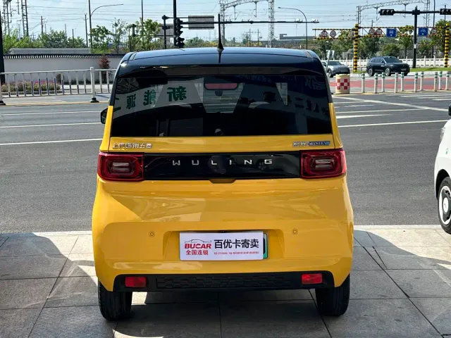 Wuling Hongguang Mini EV — Фото автомобиля 5