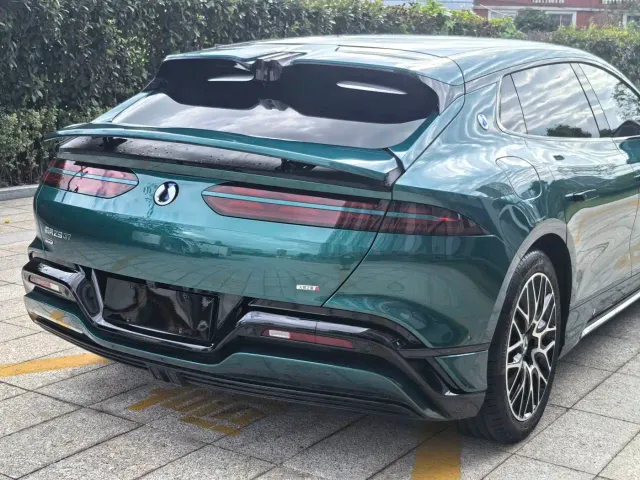 Denza Z9GT — Фото автомобиля 22