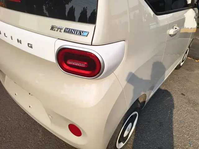 Wuling Hongguang Mini EV — Фото автомобиля 7