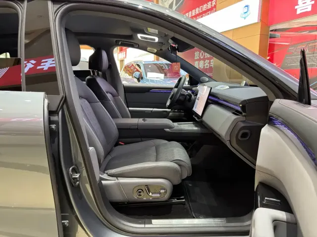ZEEKR Zeekr 7X 2025 Model 75kWh RWD Smart Driving Edition — Фото автомобиля 7