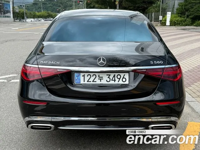 Mercedes-Benz S-Class — Фото автомобиля 4