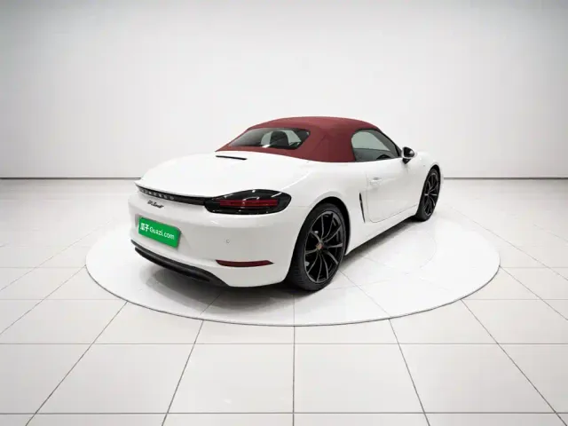 Porsche 718 — Фото автомобиля 6