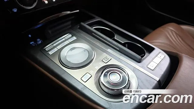 Genesis G80 Бензин 2.5 турбо AWD — Фото автомобиля 9