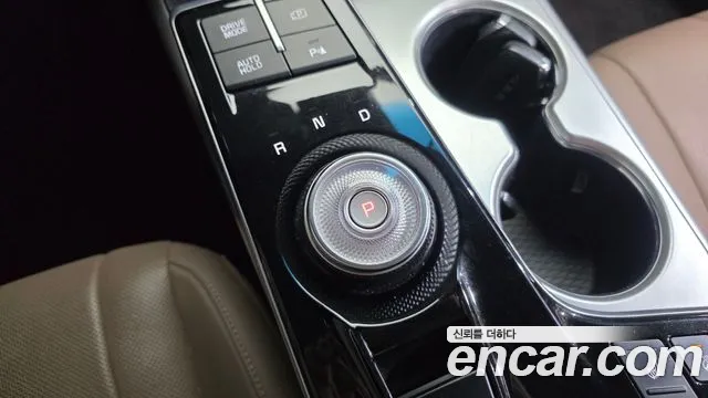 Kia K8 Hybrid — Фото автомобиля 9