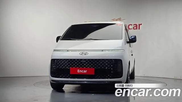 Hyundai Staria — Фото автомобиля 3