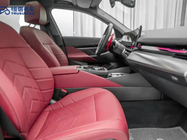 BMW 5 Series — Фото автомобиля 19