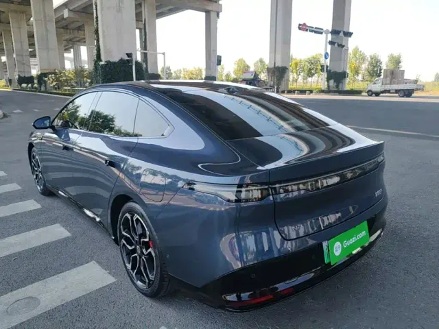 Nissan N7 — Фото автомобиля 4