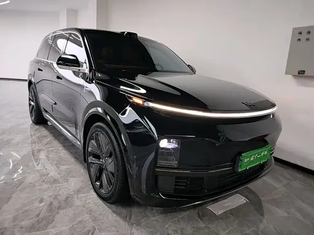 Li Auto L9 — Фото автомобиля 3
