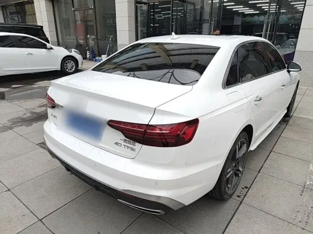 Audi A4L — Фото автомобиля 6
