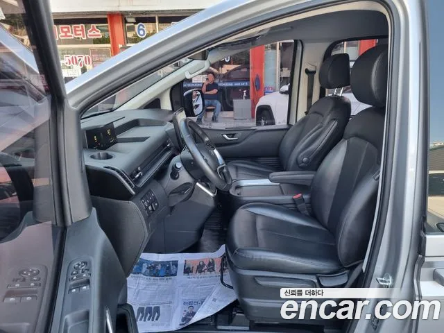 Hyundai Staria — Фото автомобиля 9