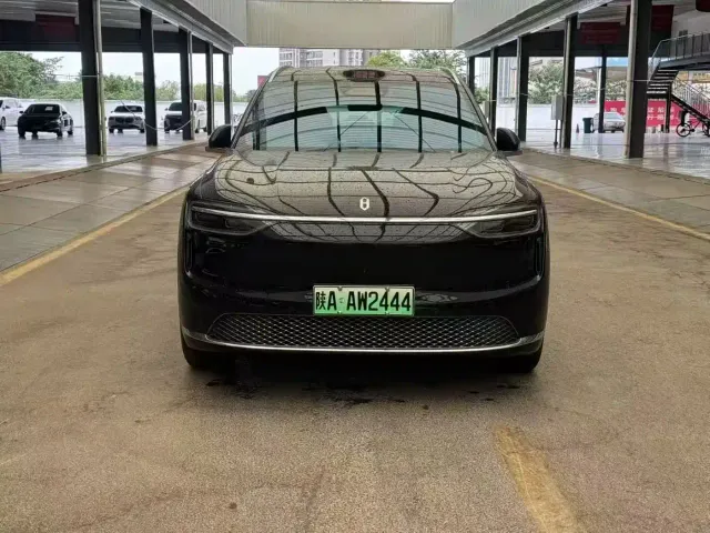 Aito M7 — Фото автомобиля 2