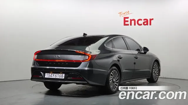 Hyundai Sonata — Фото автомобиля 2