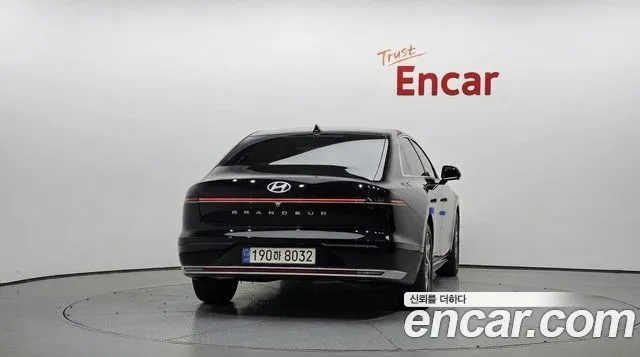Hyundai Grandeur GN7 — Фото автомобиля 4