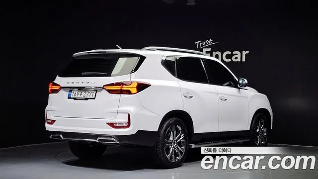 KG_Mobility_Ssangyong Rexton All Rexton Дизель 2.2 4WD — Фото автомобиля 2