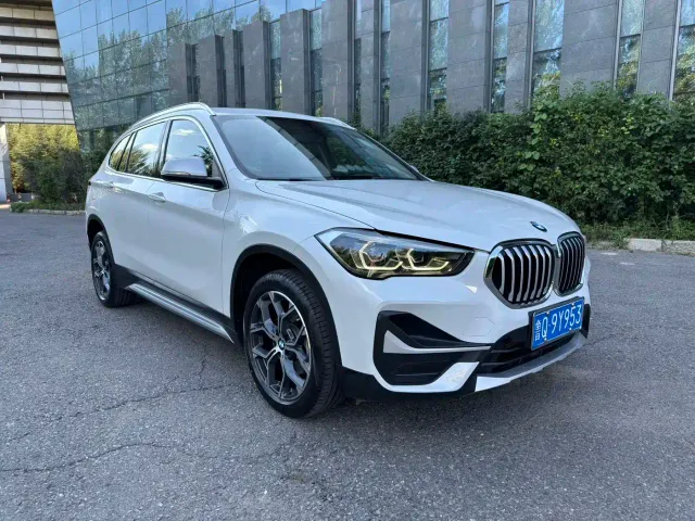 BMW X1 — Фото автомобиля 3