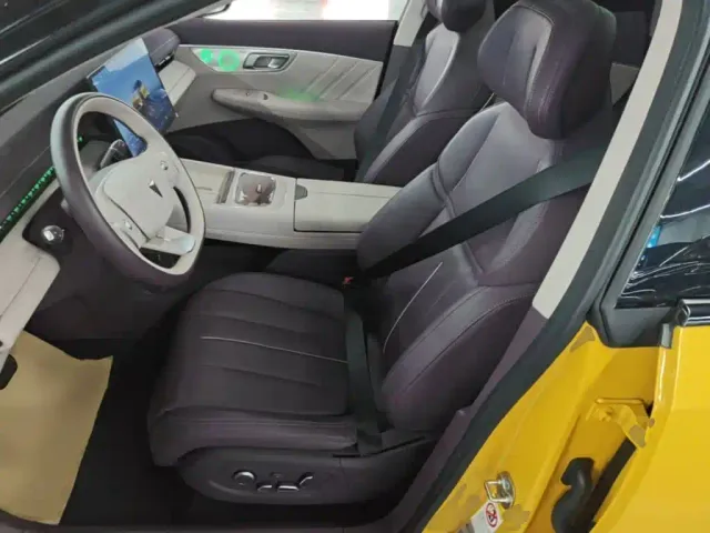 Deepal S07 — Фото автомобиля 14