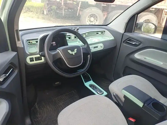Wuling Hongguang Mini EV — Фото автомобиля 9