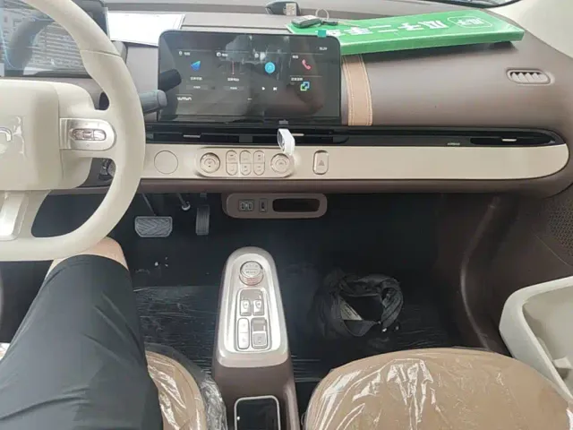 Changan Lumin — Фото автомобиля 12