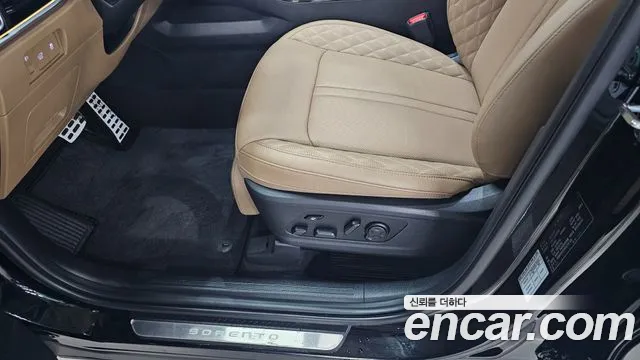 Kia Sorento Новый Sorento 4 поколение Бензин 2.5T 4WD — Фото автомобиля 10