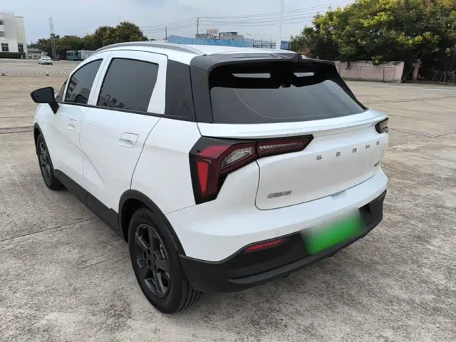 Geely Geometry E Firefly — Фото автомобиля 4