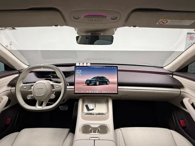 Xiaomi SU7 — Фото автомобиля 10