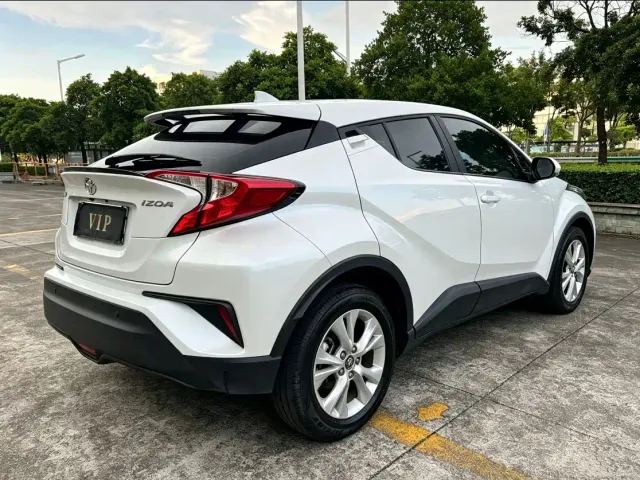 Toyota IZOA — Фото автомобиля 4