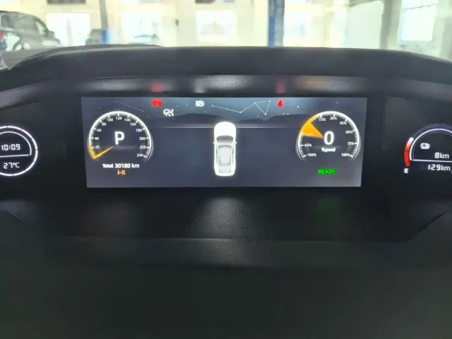 Changan Changan UNI-V iDD 2023 Smart Electric iDD 1.5T 113km Smart Cool Type — Фото автомобиля 9