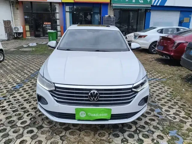 Volkswagen Lavida — Фото автомобиля 2