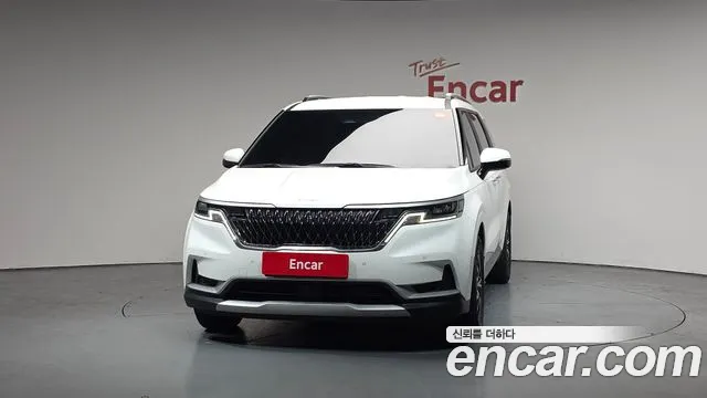 Kia Canival Carnival 4 поколение Бензин 9 мест Prestige — Фото автомобиля 3