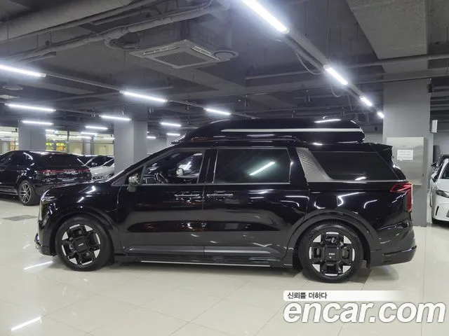 Kia Carnival Generation 4 — Фото автомобиля 2