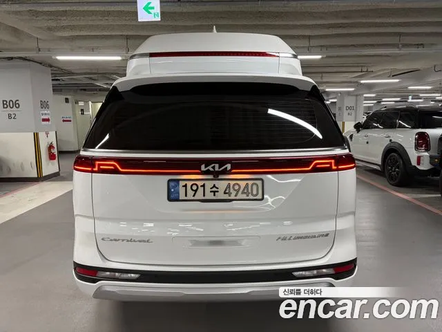 Kia Carnival 4th Gen — Фото автомобиля 4