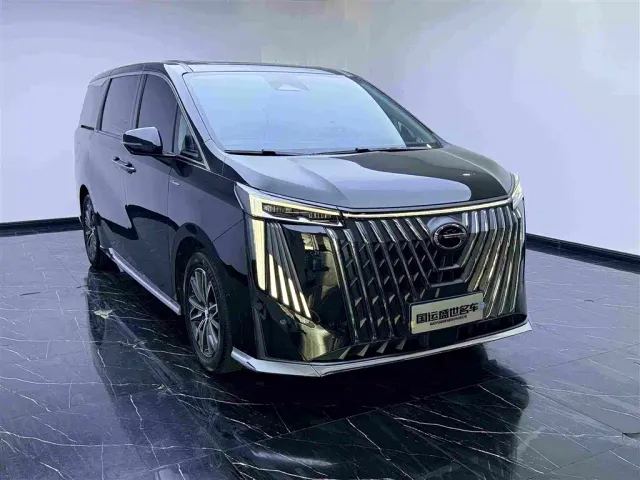 GAC Trumpchi M8 — Фото автомобиля 3