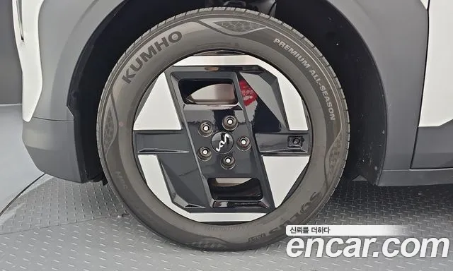 Kia EV3 — Фото автомобиля 5