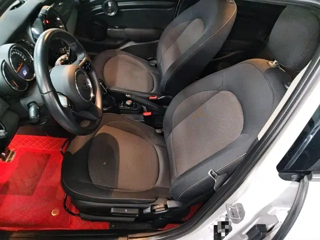 MINI Hatch — Фото автомобиля 19