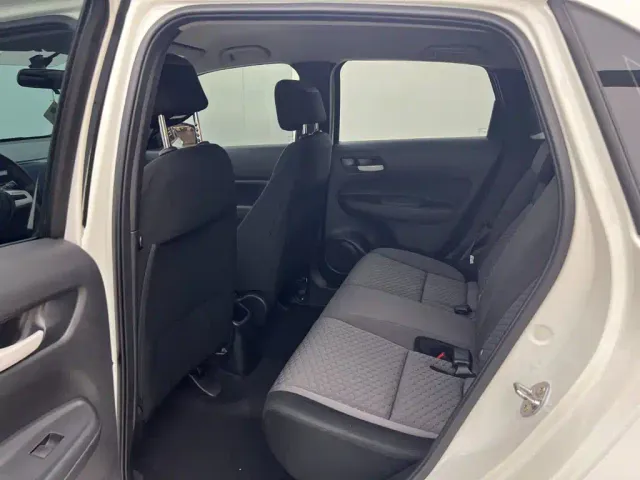 Honda Fit — Фото автомобиля 7
