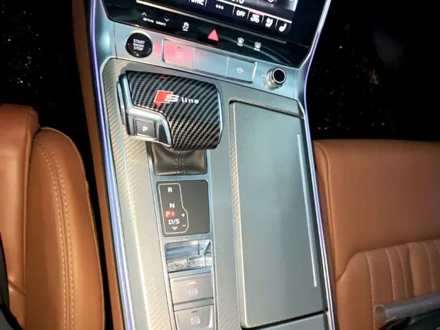 Audi A6L — Фото автомобиля 13