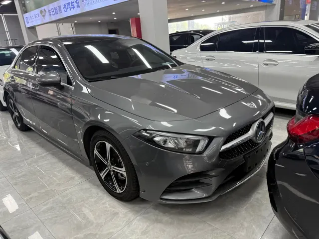 Mercedes-Benz A-Class — Фото автомобиля 2