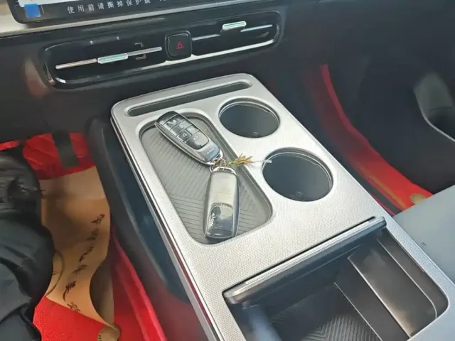 Aion AION Y 2023 Plus 510 Smart Leader Edition — Фото автомобиля 8