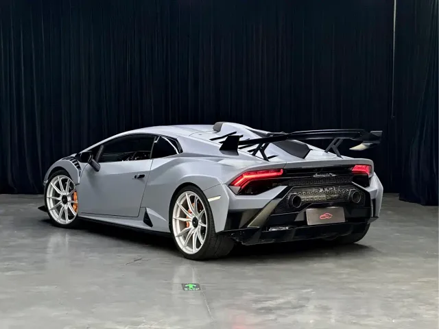 Lamborghini Huracan — Фото автомобиля 8