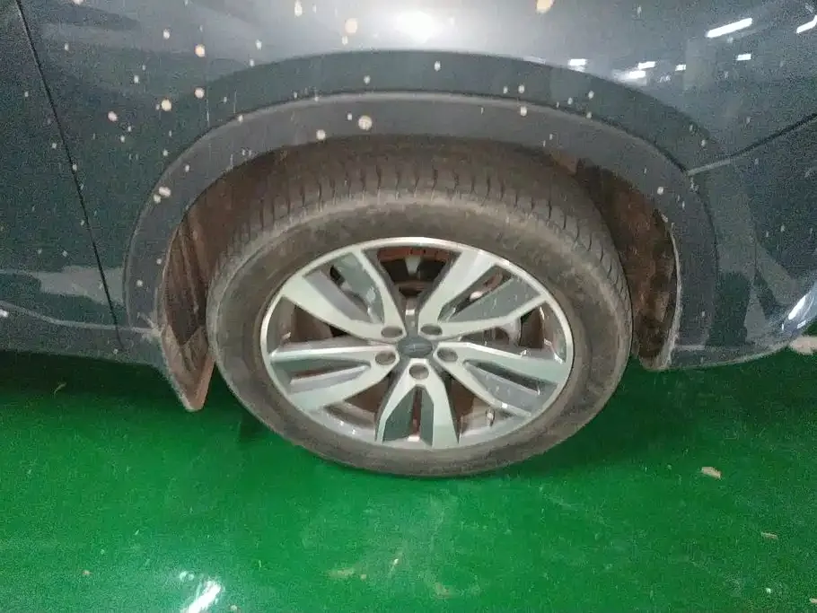 Geely Haoyue 2022 1.8TD Automatic Premium 7-Seater — Фото автомобиля 6